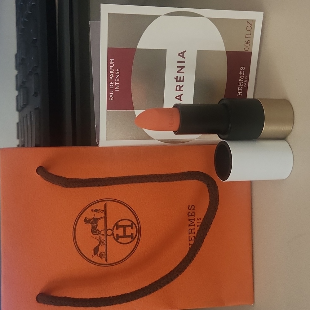 Hermès Lipstick Orange Boíte with Gift Bag